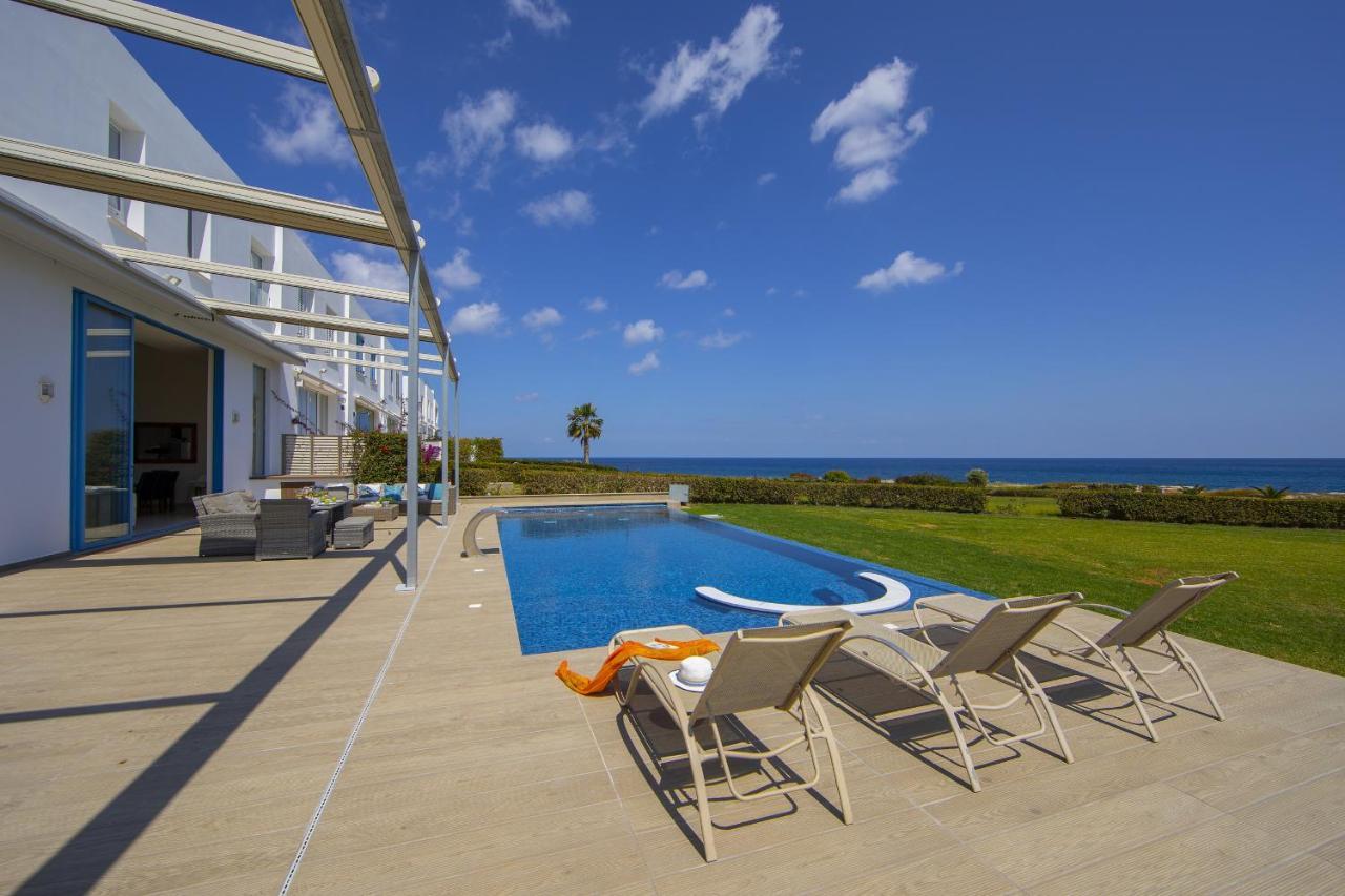 Protaras Seafront Villa Infinte Aretousa Exteriör bild